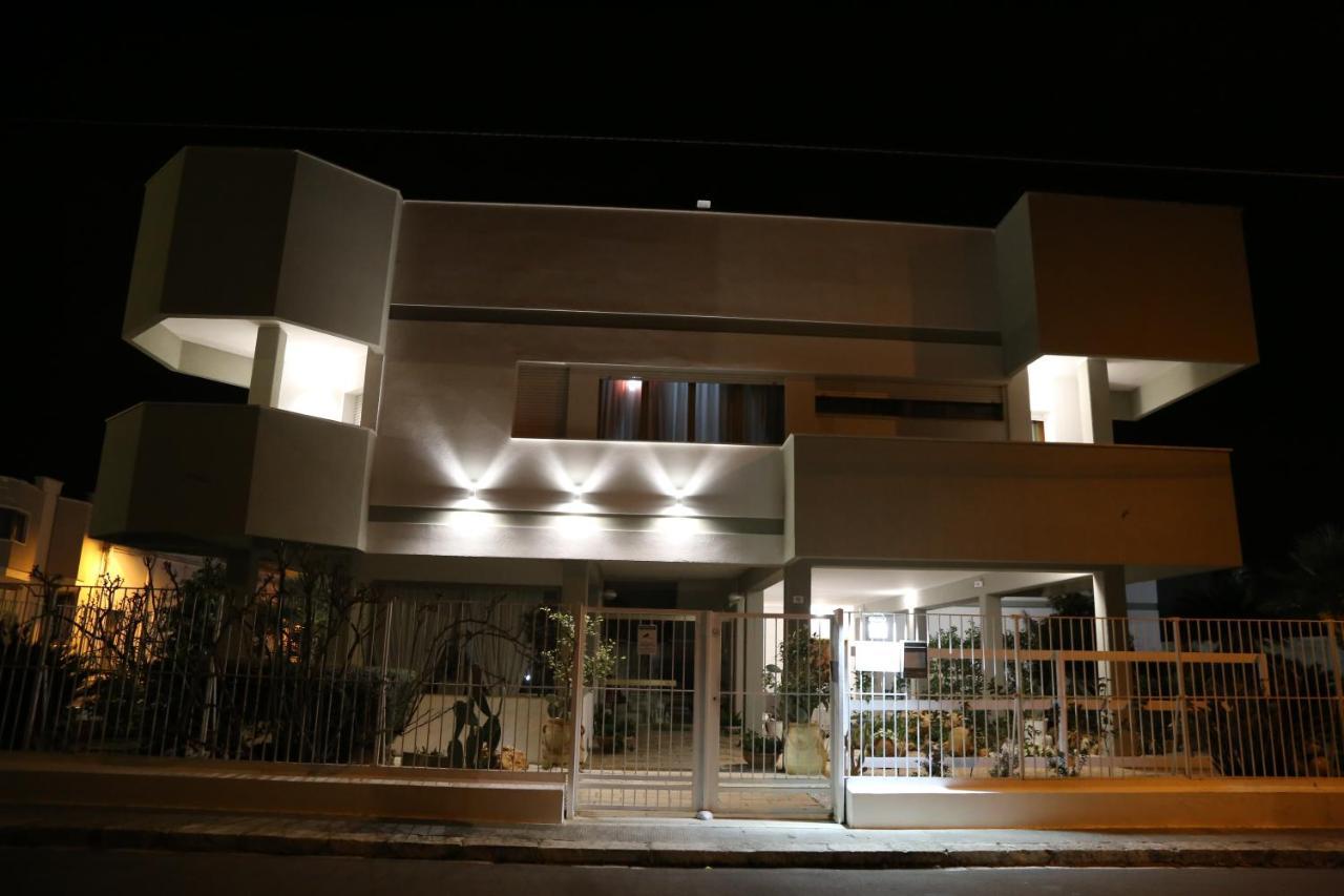 مبيت وإفطار Squinzano Viro House المظهر الخارجي الصورة