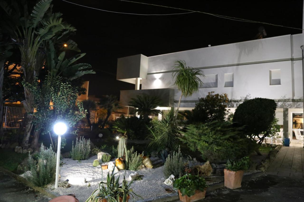 مبيت وإفطار Squinzano Viro House المظهر الخارجي الصورة