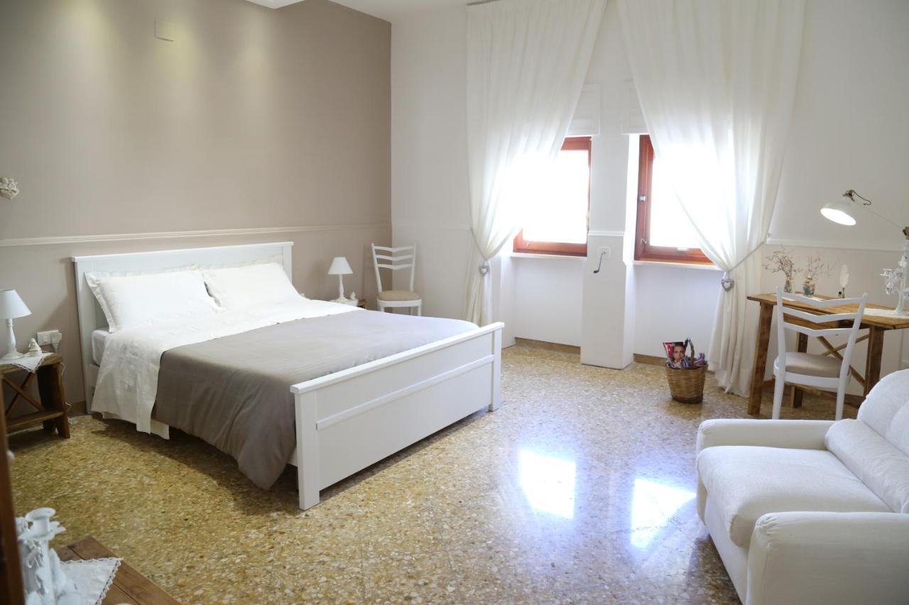 مبيت وإفطار Squinzano Viro House المظهر الخارجي الصورة